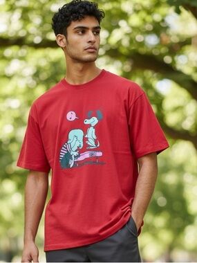 Uniqlo Red Graphic Peanuts Piano T-Shirt